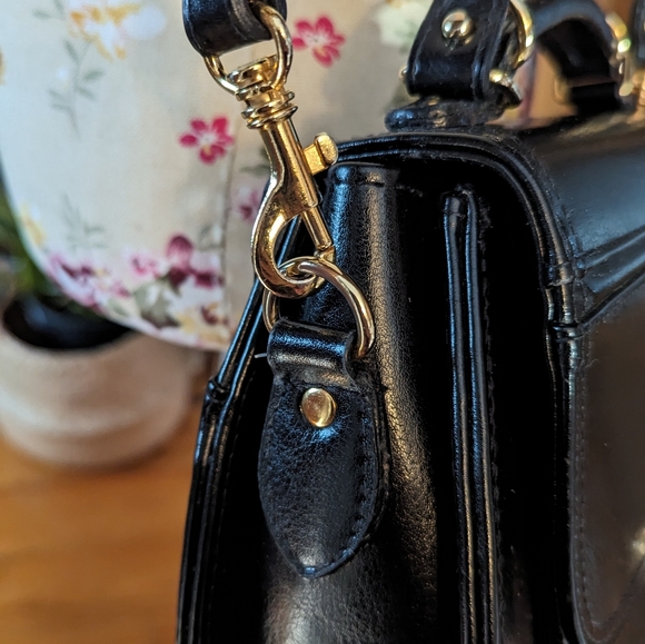 KMQ Full leather Sling box bag - Picture 14 of 16